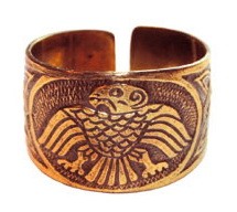Перстень с изображением совы Славяне
медь
На перстне изображена сова – символ мудрости.