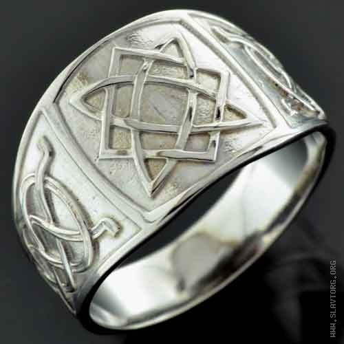 Кольцо &quot;Квадрат Сварога&quot; Славяне
серебро 925 пробы
На перстне изображён древнеславянский символ вечной молодости.